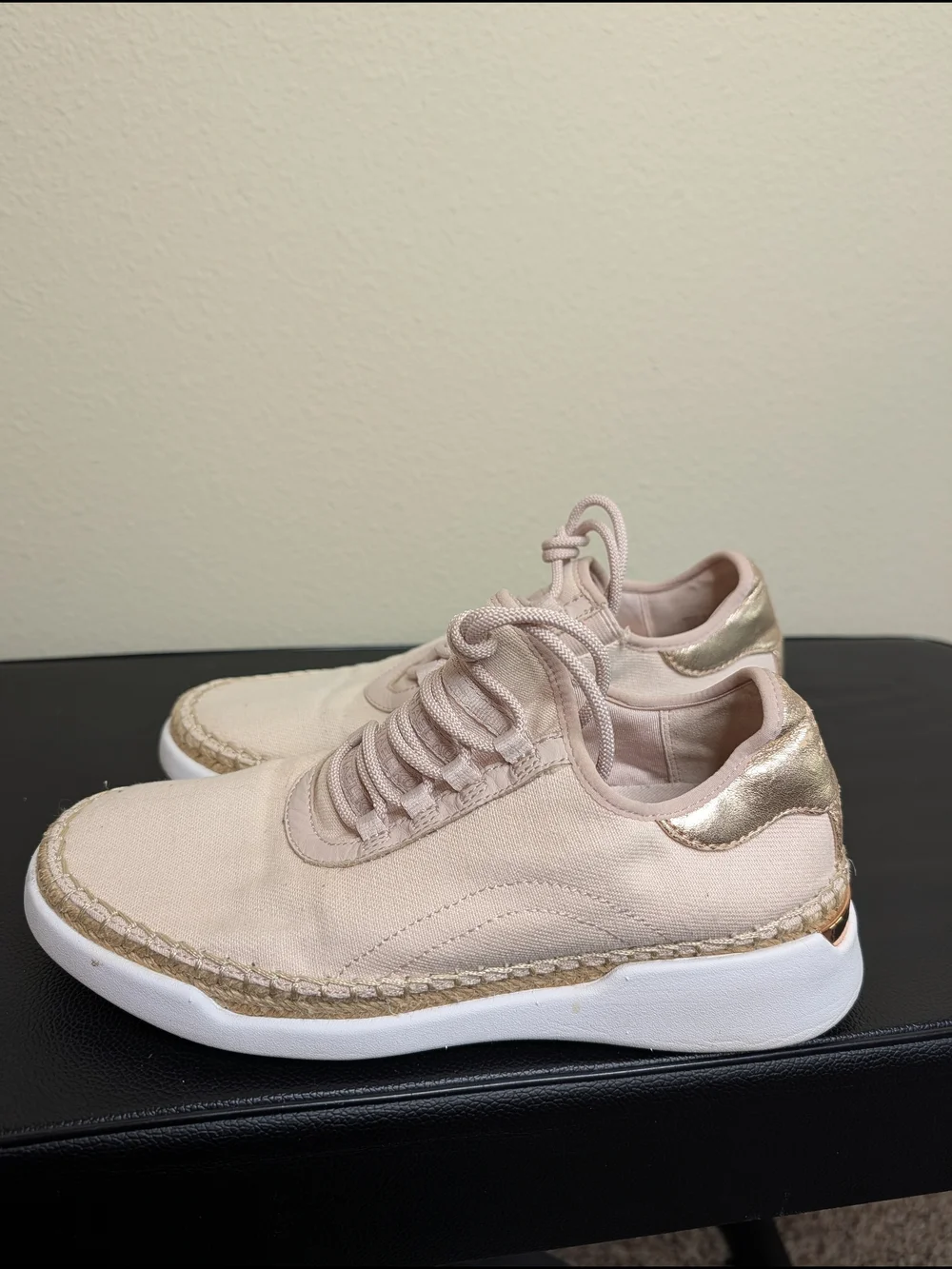 Michael Kors Pink Gold‎ Metallic Sneakers Jute Trim Size 6